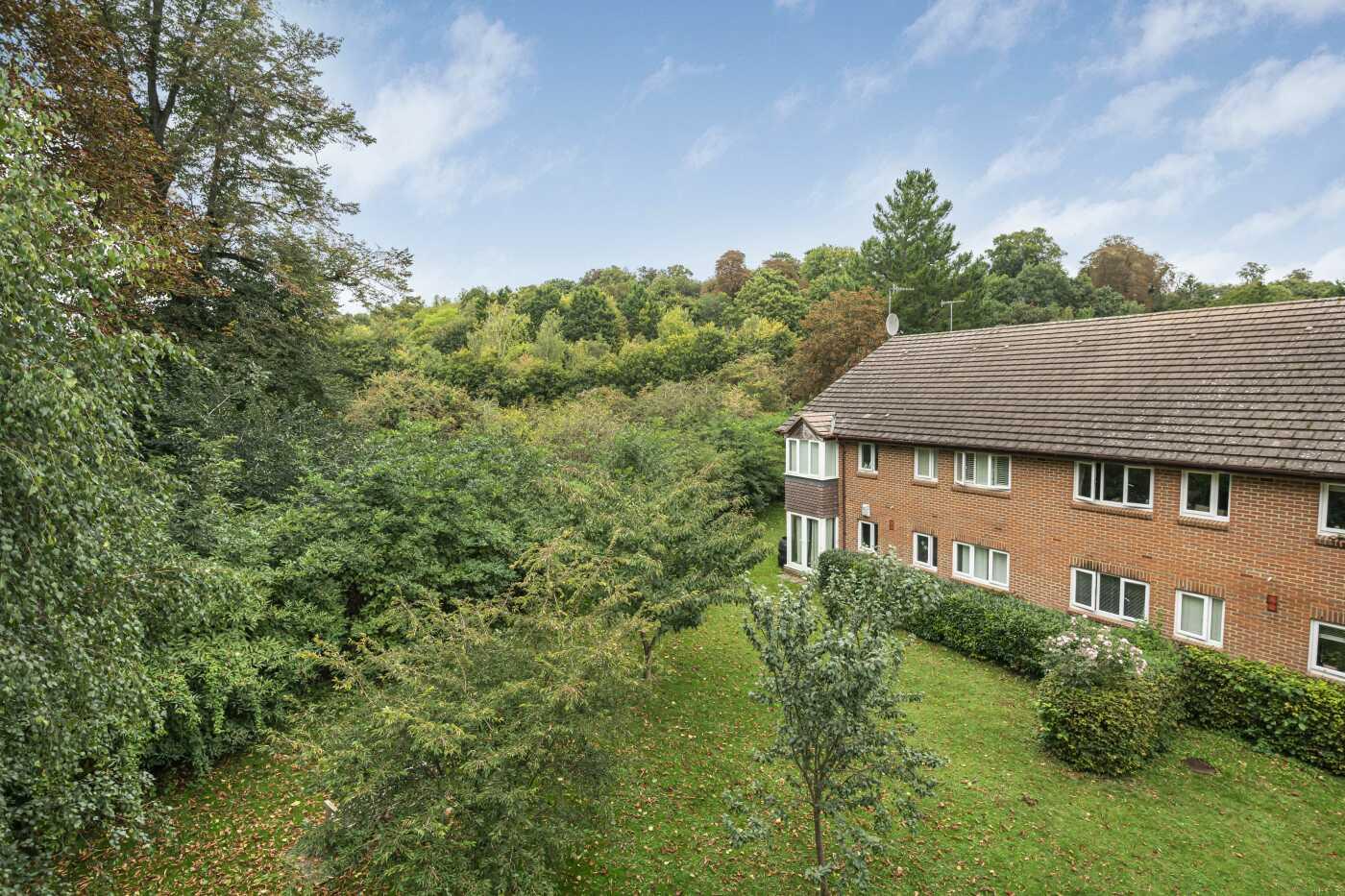 Tilebarn Close, Henley-On-Thames